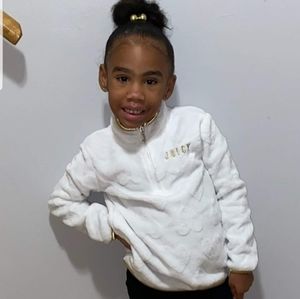 Meet your Posher Kenzie